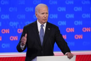 Read more about the article Joe Biden’s Age Sparks Debate Among Democratic Leaders
